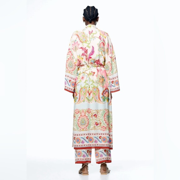 Zara Floral Printed Multicolor Long Belted Pink Pastel Kimono - Picture 5 of 12